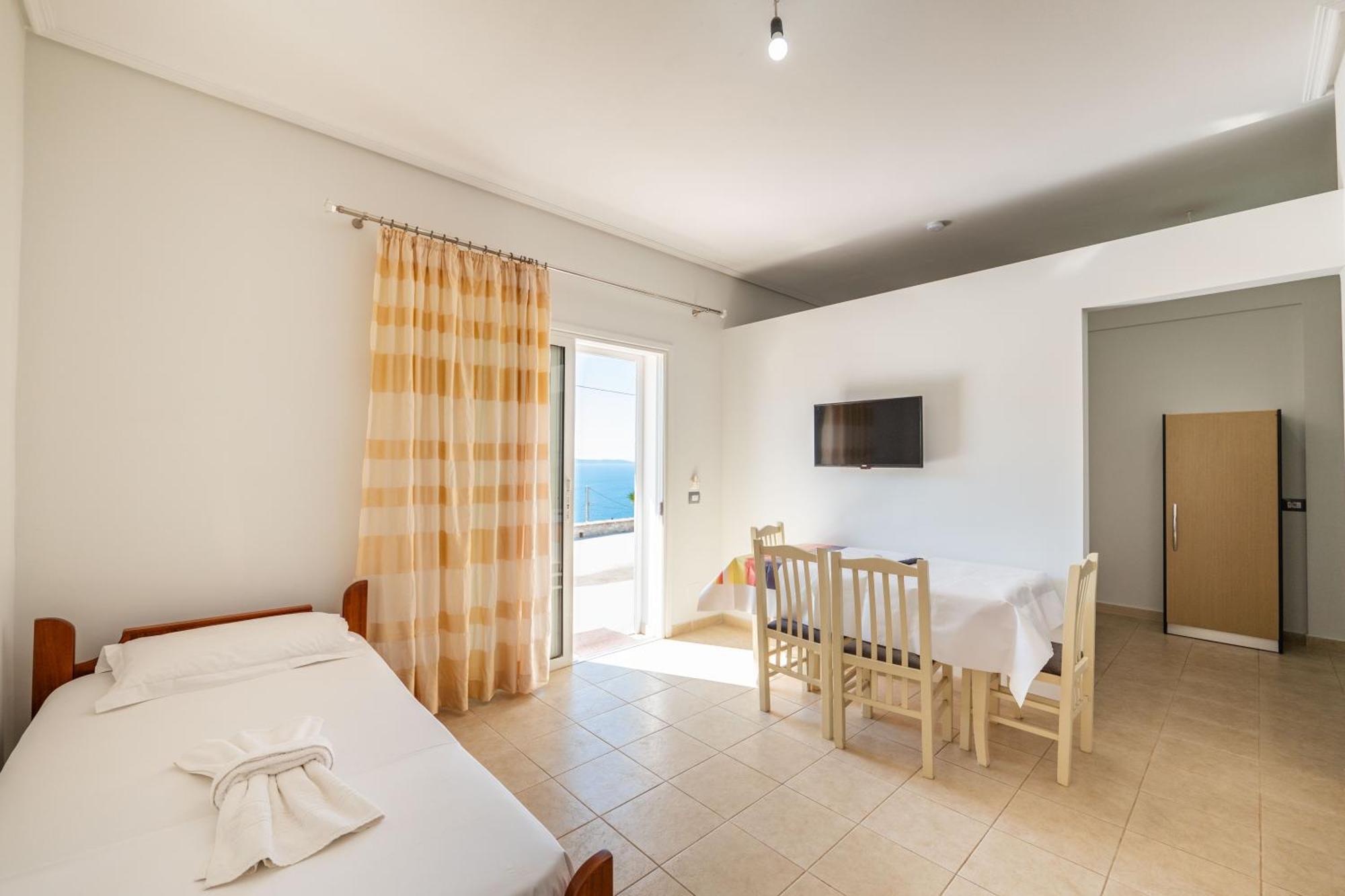 Vila Celi Sarande Exterior photo
