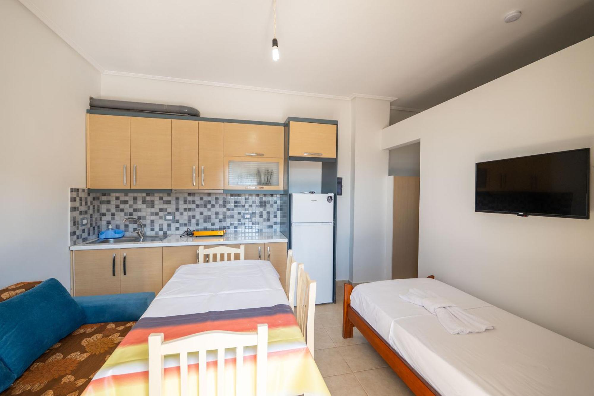 Vila Celi Sarande Exterior photo