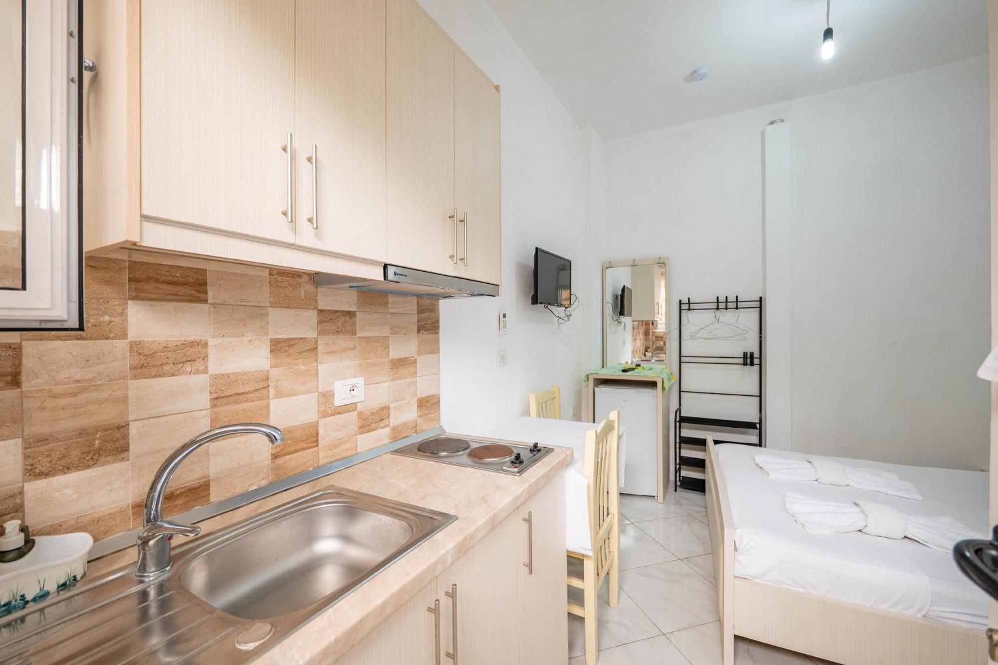 Vila Celi Sarande Exterior photo